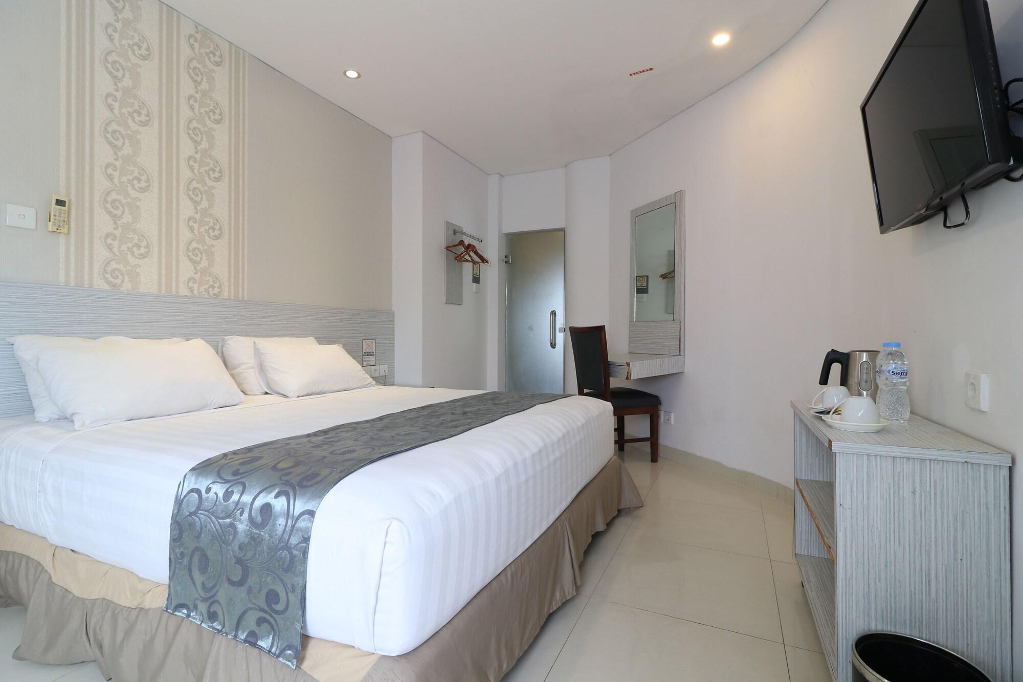 Kembang Hotel Cihampelas Bandung Exterior foto