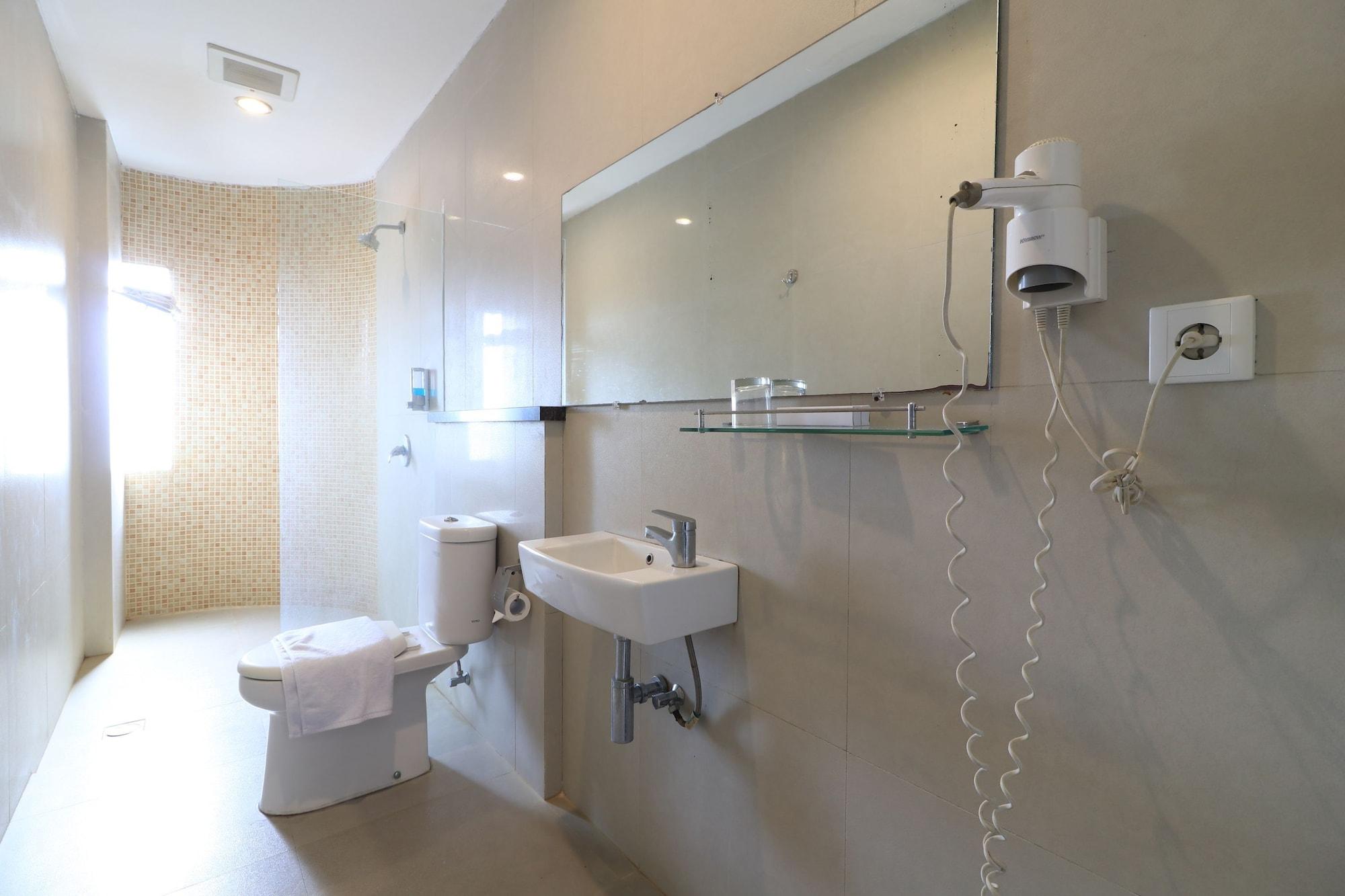 Kembang Hotel Cihampelas Bandung Exterior foto