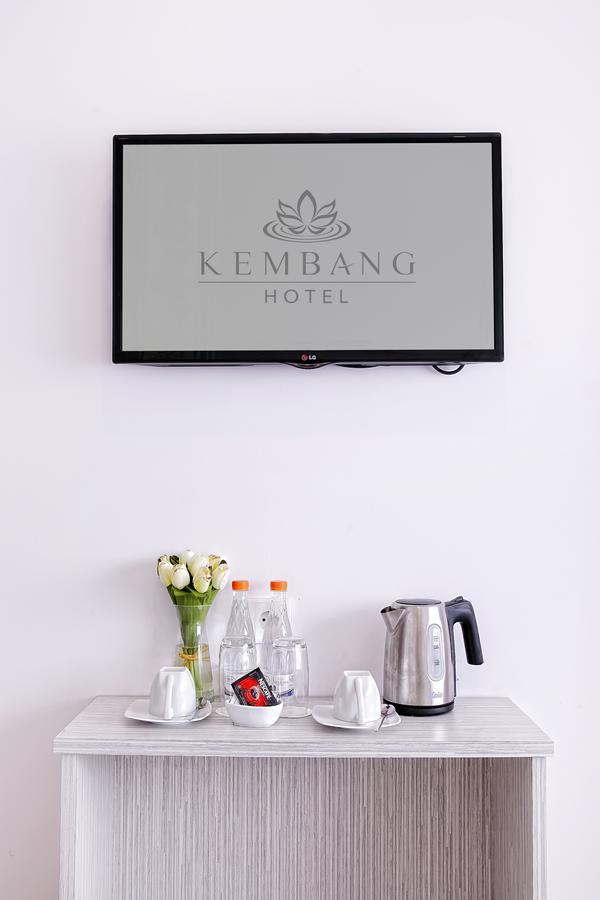 Kembang Hotel Cihampelas Bandung Exterior foto